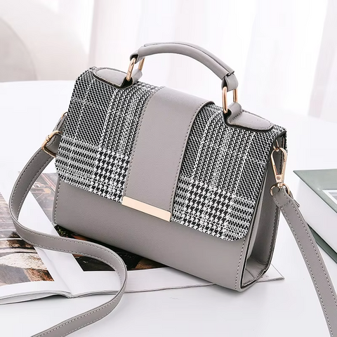 Luxury Women’s Handbag – Elegant Purse