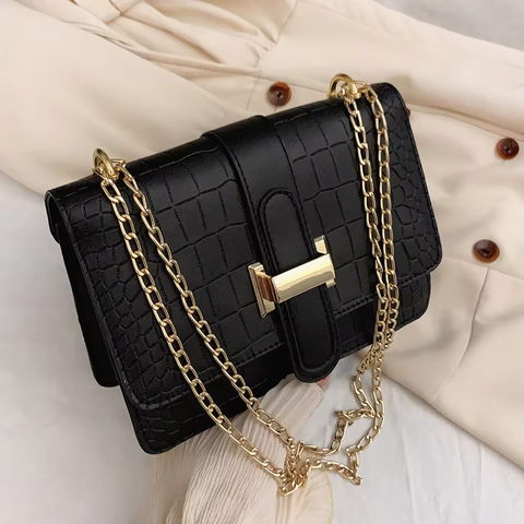 Luxury Women’s Chain Strap Handbag