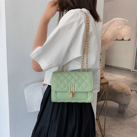 Mini Flap Crossbody Bag – Women’s Handbag with Chain